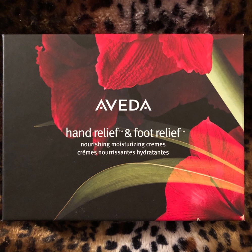 AVEDA hand relief & foot relief holiday gift box